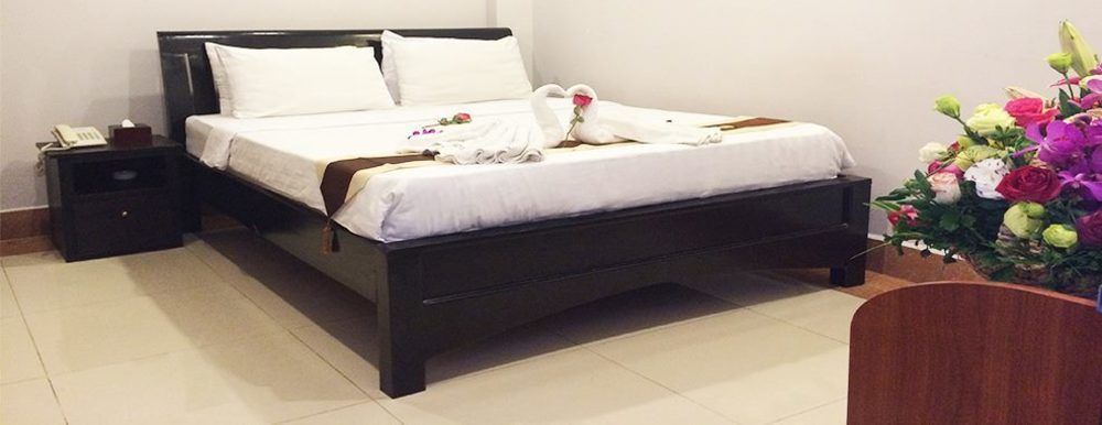 Wei Si Deng Hotel & Restaurant Phnom Penh Exteriör bild